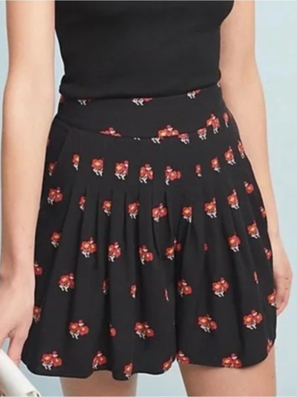 Maeve Anthropologie Floral Pleated Pull-On Shorts Black Rayon Boho Size L
